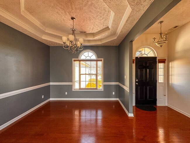 Foto del edificio - Lovely 4 Bed 2 Bath Home in Hope Mills