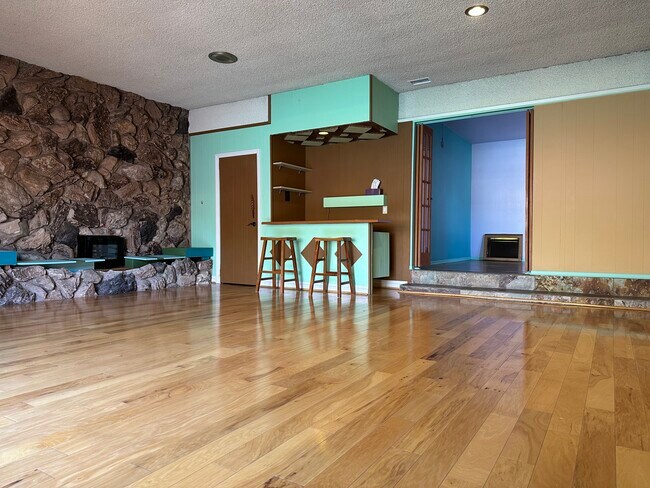 Foto del edificio - 5150 Purdue Ave