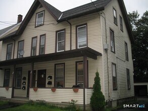 Building Photo - 565 Howe Ave