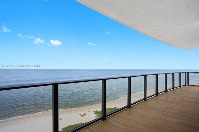 Foto del edificio - 1116 N Ocean Blvd