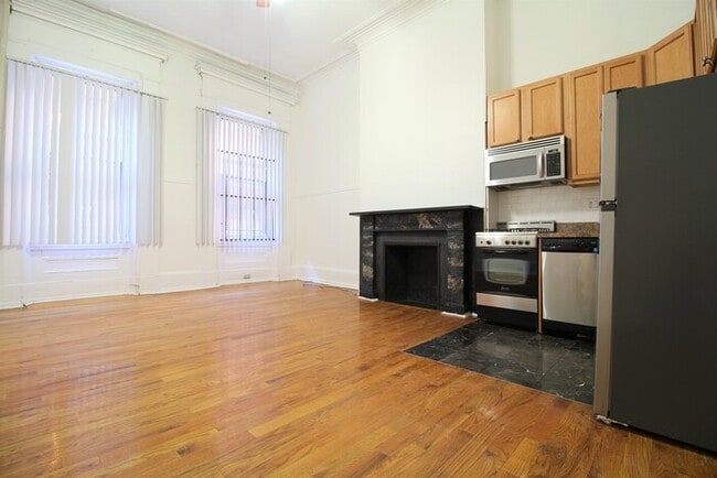 Building Photo - 1429 Spruce St