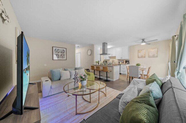 Foto del edificio - 9504 Carroll Canyon Rd