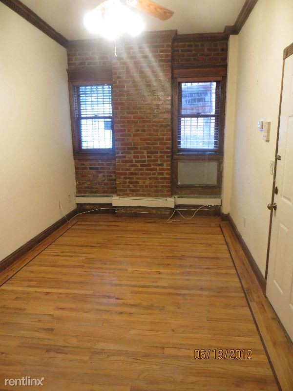 Foto del edificio - 377 14th St
