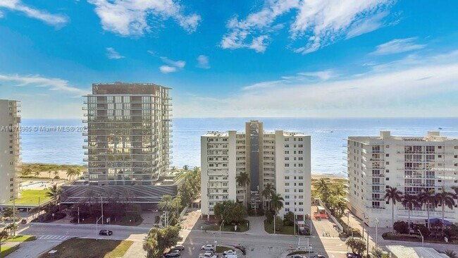 Foto del edificio - 710 N Ocean Blvd