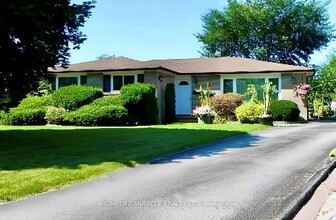 Building Photo - 16 Eldon Crt