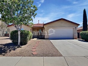 Building Photo - 5020 E Butterweed Dr