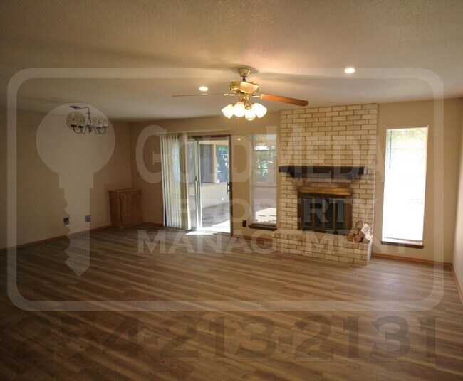 Building Photo - 1603 Missouri Ave