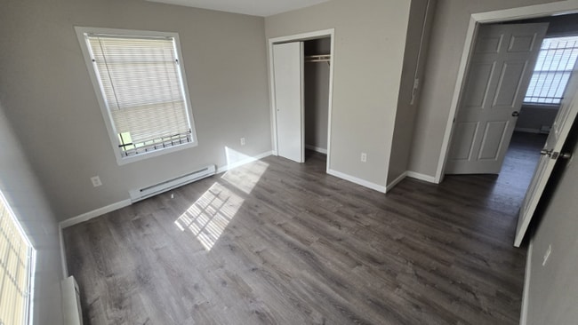 Building Photo - 405 Littleton Ave