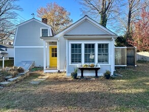 Building Photo - 43 Pennywise Ln