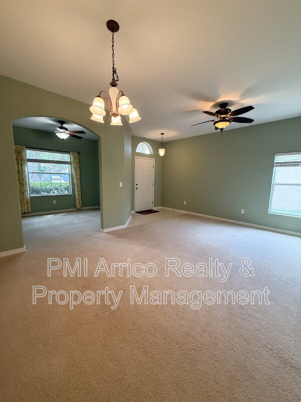 Building Photo - 4017 Langdrum Dr