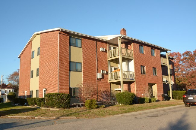 Building Photo - 980-984 Sharon St