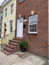 Building Photo - 1163 Washington Blvd