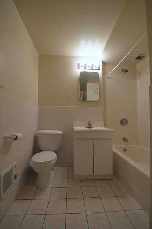 Foto del edificio - 415 W 48th St