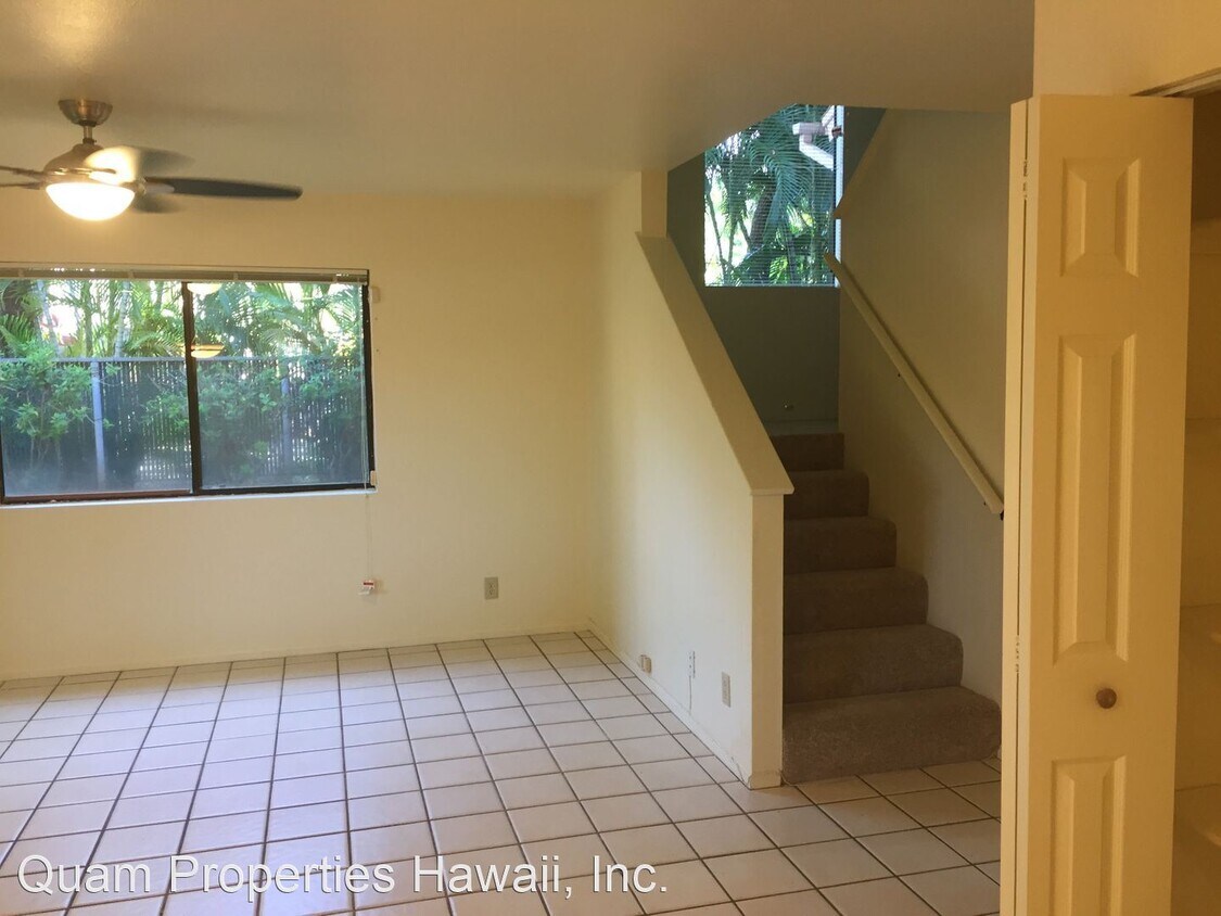 Primary Photo - 3 br, 2.5 bath House - 642 Wainee #B