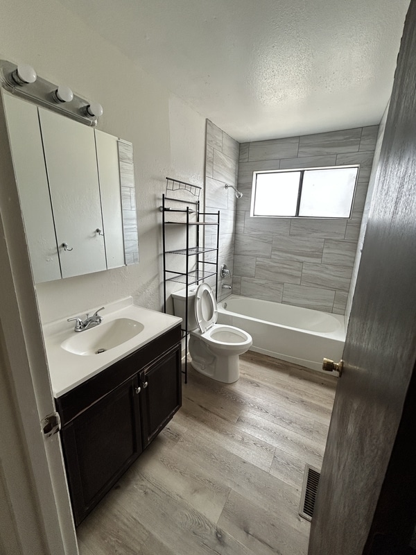 Foto del edificio - 464-32 1/8 32 1/8 Rd