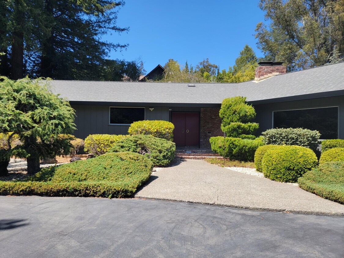 Primary Photo - 7190 Fircrest Ave