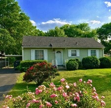 Building Photo - 6208 Freedom Dr