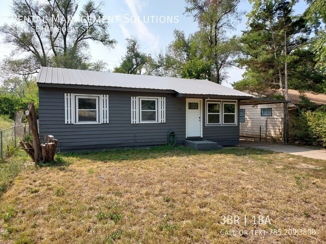 Building Photo - 3113 SE Humboldt St- 3BED/1 BATH