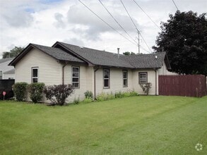 Building Photo - 3110 Saner Ave