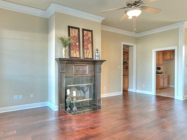 Foto del edificio - 5012 Tensas Dr