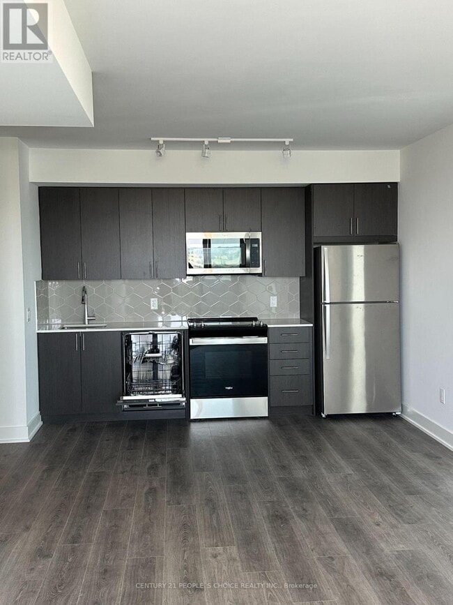 Photo du bâtiment - 2545-2545 Simcoe St N
