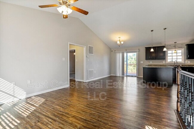 Building Photo - 29 Peking Ln