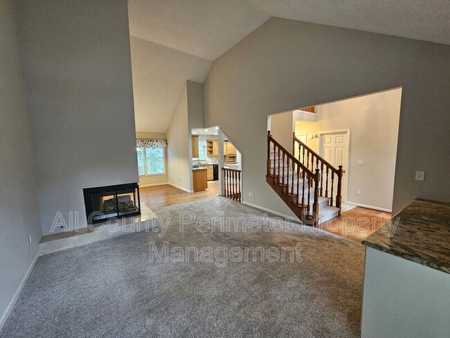 Building Photo - 978 W Mill Bend