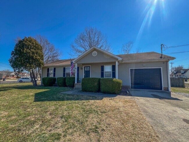 Building Photo - 246 Waterford Dr