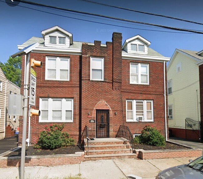 1568 Leslie St Unit Apt4, Hillside, NJ 07205 Apartments in Hillside