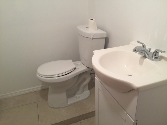 Foto del edificio - 294 Milford St