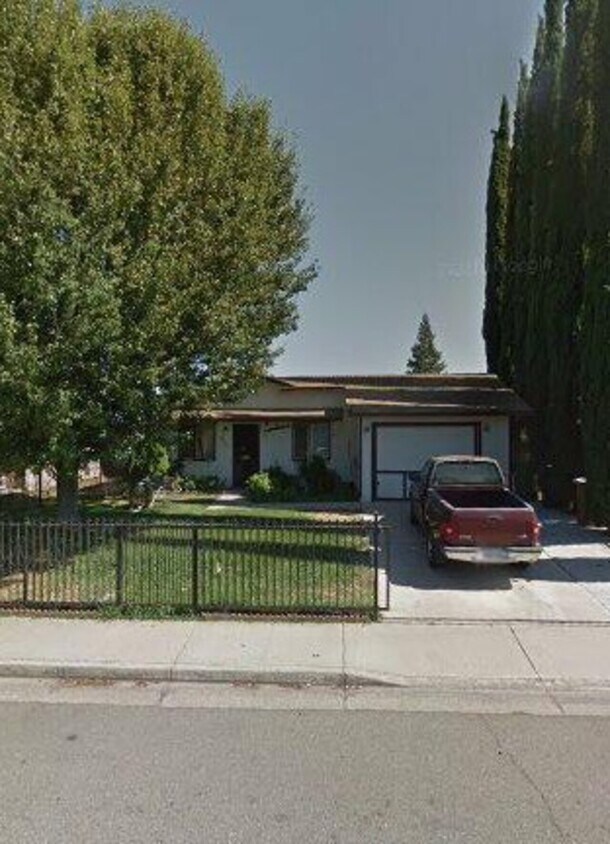 Foto del edificio - 6874 Beth Circle Winton, CA