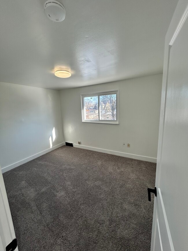 Building Photo - 21244 Westview Ave