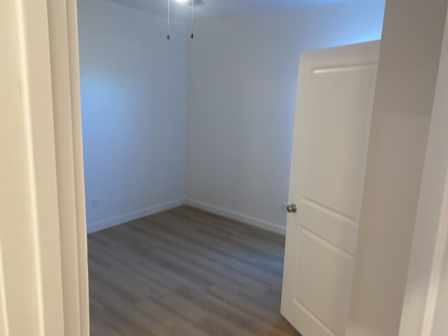 Foto del edificio - 5719 Kemper St