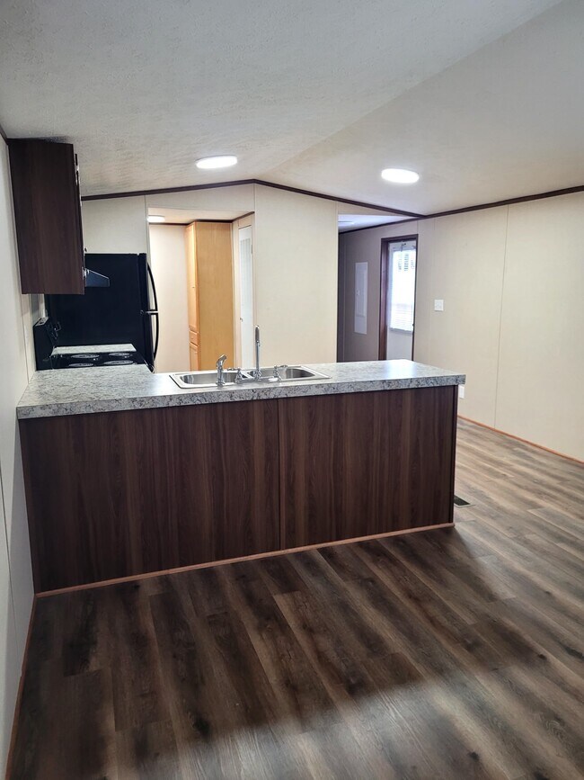 Foto del edificio - 1079 Hibiscus Rd