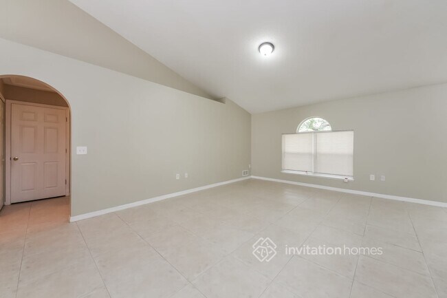 Building Photo - 758 Del Prado Dr