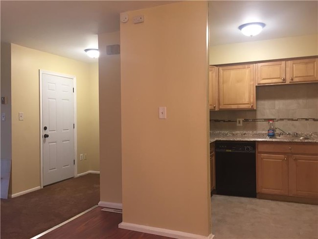 Foto del edificio - 110 W Oak Ln