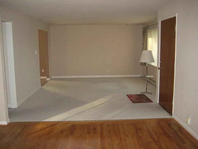 Foto del edificio - 2008 6th St W