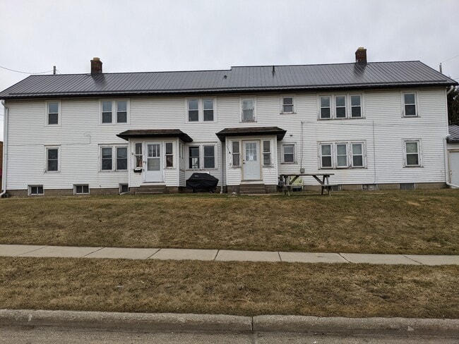 Building - 1007 9th Ave