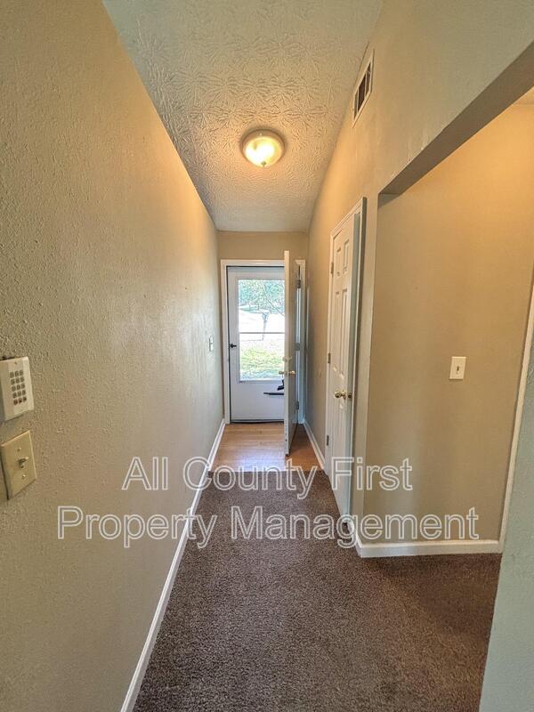 Foto del edificio - 2990 Rossburn Ct