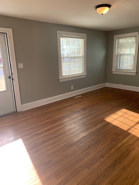 Foto del edificio - 2 Bed / 1 Bath House on Dunn