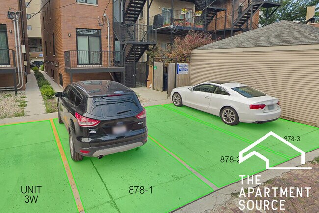 Building Photo - 872 W Lill Ave