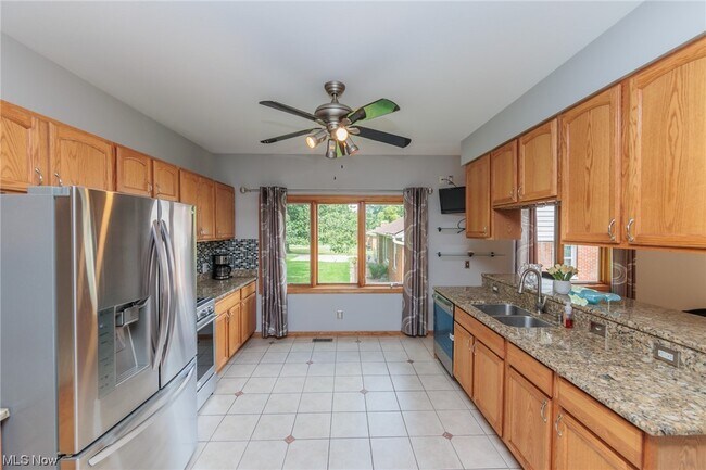 Foto del edificio - 7793 McCreary Rd