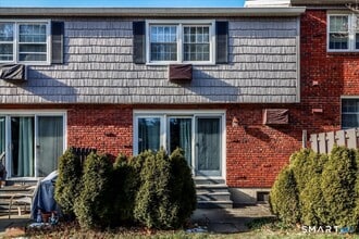 Building Photo - 62 Old Farms Ln