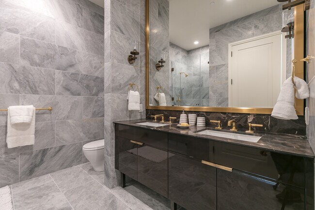 Building Photo - 288 Pacific Ave