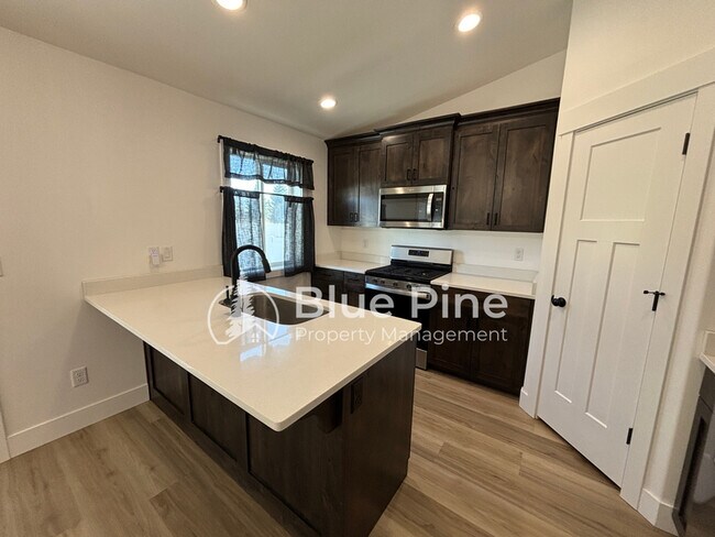 Foto del edificio - 4403 E Hatch Holw Ln