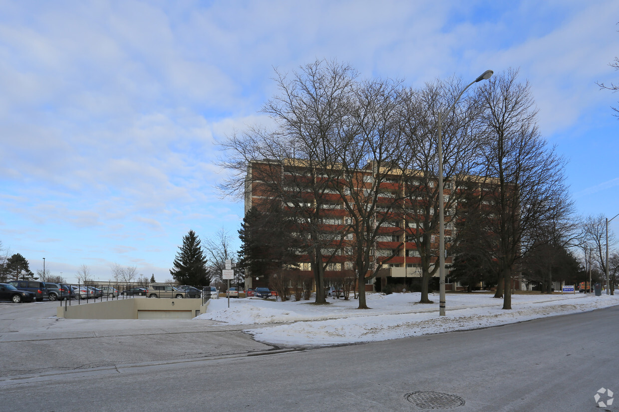 Primary Photo - 40 Mcgee Ave
