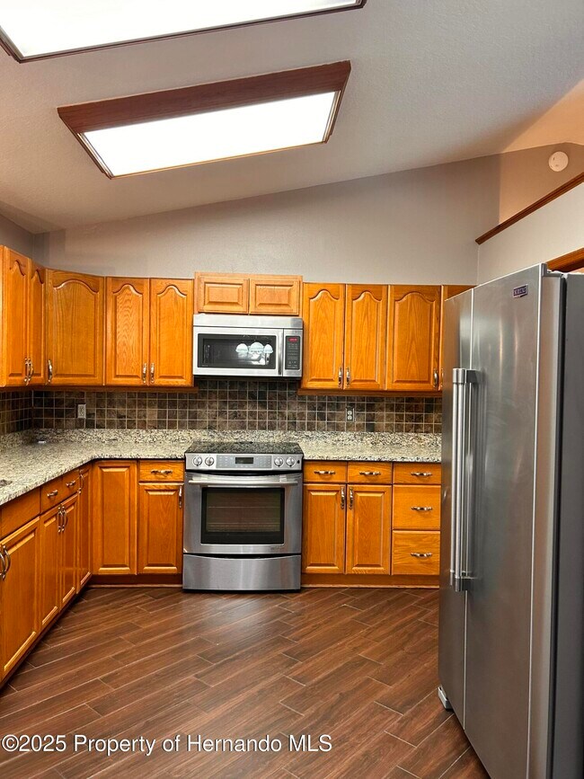 Foto del edificio - 2284 Champlain Ave