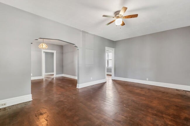 Building Photo - 4202 Lawn Ave