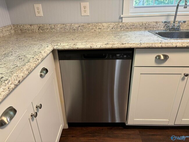 Foto del edificio - 14286 Williams Rd