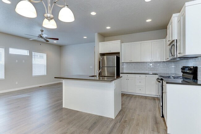 Foto del edificio - 2207 Ison Ct